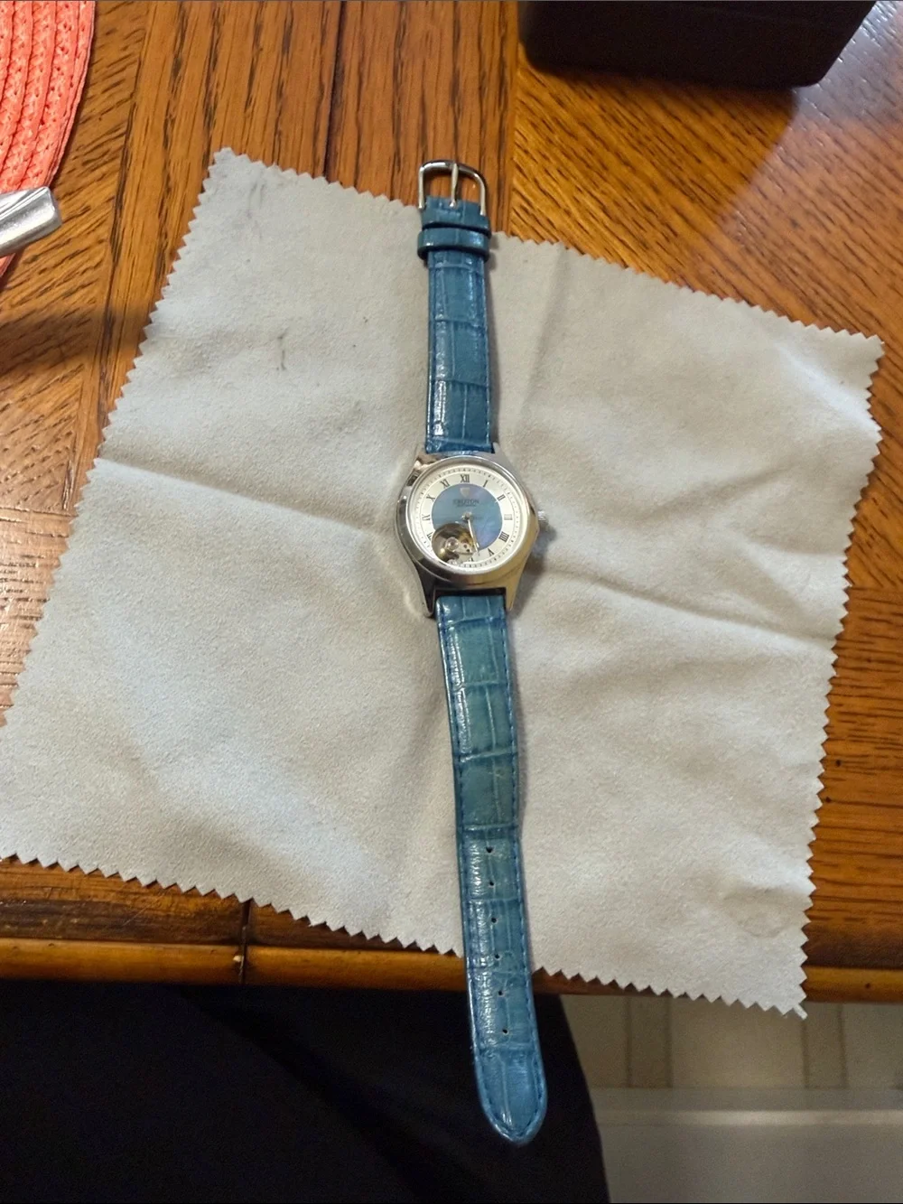 Blue Leather-Strap Wristwatch - Fashionable Women's Timepiece